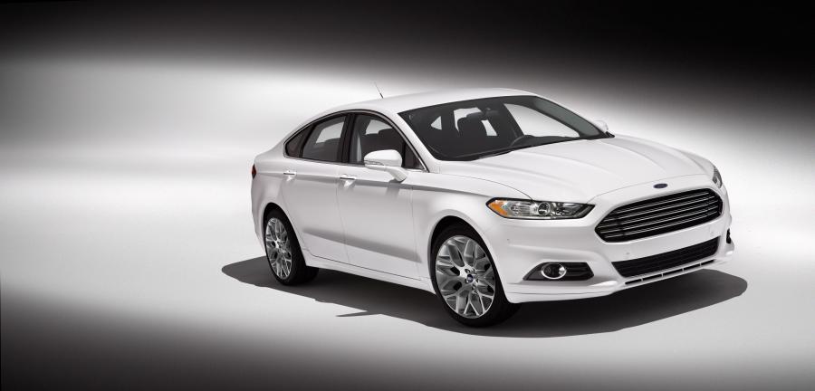  Ford Fusion 2013 года  (US) (фото 13 из 202)